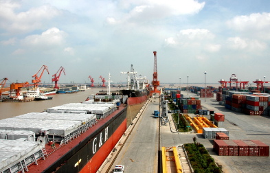 2018年中國(guó)外貿(mào)總額創(chuàng)歷史新高進(jìn)口報(bào)關(guān)公司功不可沒(méi)