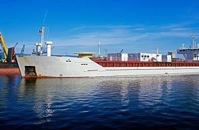 進(jìn)出口代理怎樣選擇集裝箱運(yùn)輸？