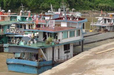 化妝品進(jìn)口報(bào)關(guān)是一項(xiàng)與國際貿(mào)易息息相關(guān)的重要環(huán)節(jié)