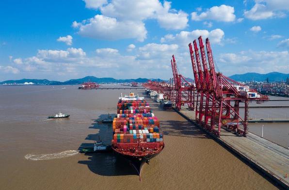 報關(guān)出口是企業(yè)擴(kuò)大國際市場份額的重要手段