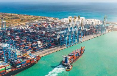 食品進(jìn)口報(bào)關(guān)是一項(xiàng)重要的程序，是國際貿(mào)易中必不可少的一環(huán)