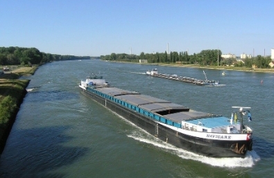 選擇代理報(bào)關(guān)公司是一項(xiàng)系統(tǒng)工程，那么我們該如何選擇呢？